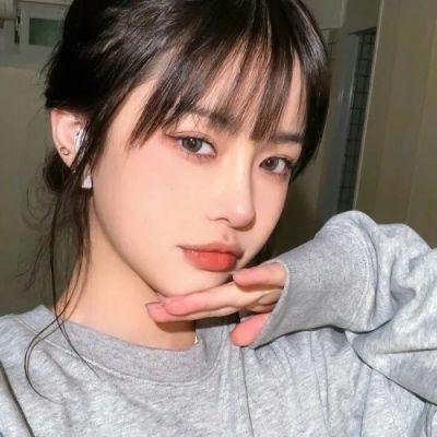 签约艺人被曝抄袭被举报，深夜直播间画面流出